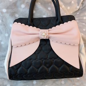 Betsey Johnson Black & White Quilted Bow Handbag